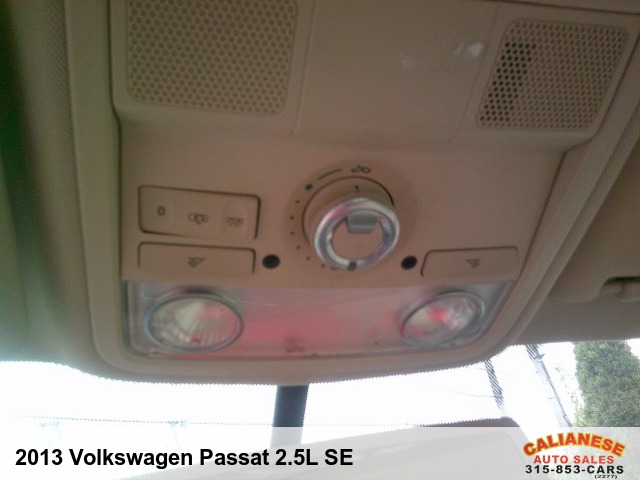 2013 Volkswagen Passat 2.5L SE 